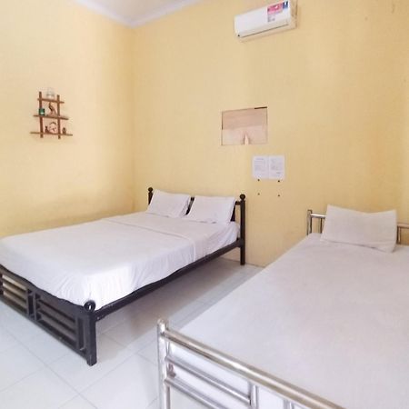 Reddoorz At El Shaday Homestay Banyuwangi Banyuwangi  Exteriér fotografie