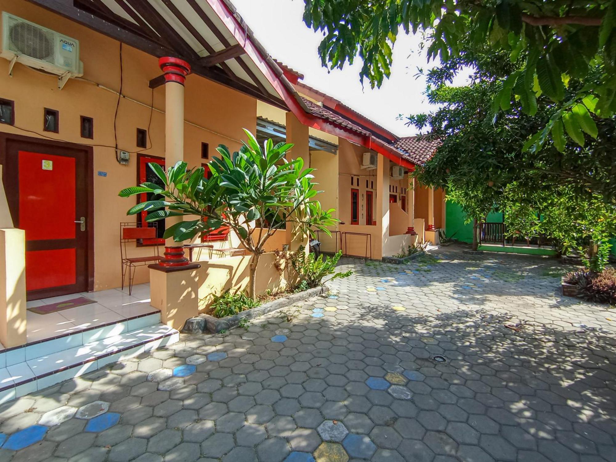Reddoorz At El Shaday Homestay Banyuwangi Banyuwangi  Exteriér fotografie